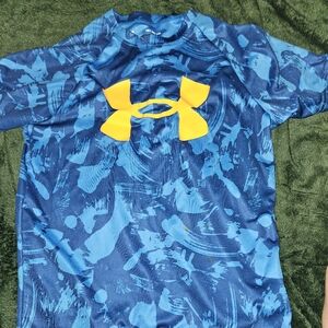 Boys Under Armour Shirt, Size Med, Color Blue And Orange